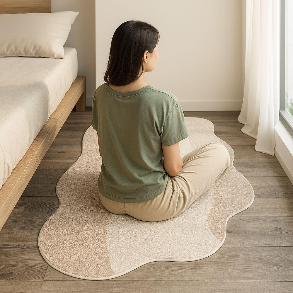 Cream Style Irregular Carpet Soft Bedside Carpet Coffee Table Pad Bedroom Rug  Household