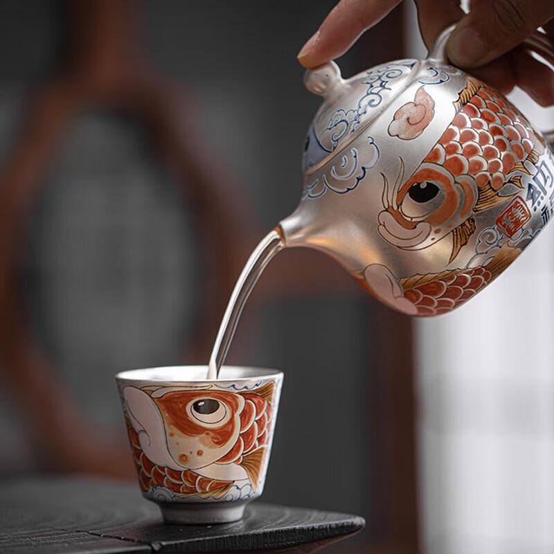 Auspicious Dragon Gilded Master Teacup Gift Set