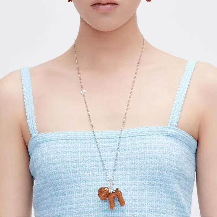 Heart Teddy Dog Pendant Long Necklace: Childlike & Versatile Spring/Summer Design for Women