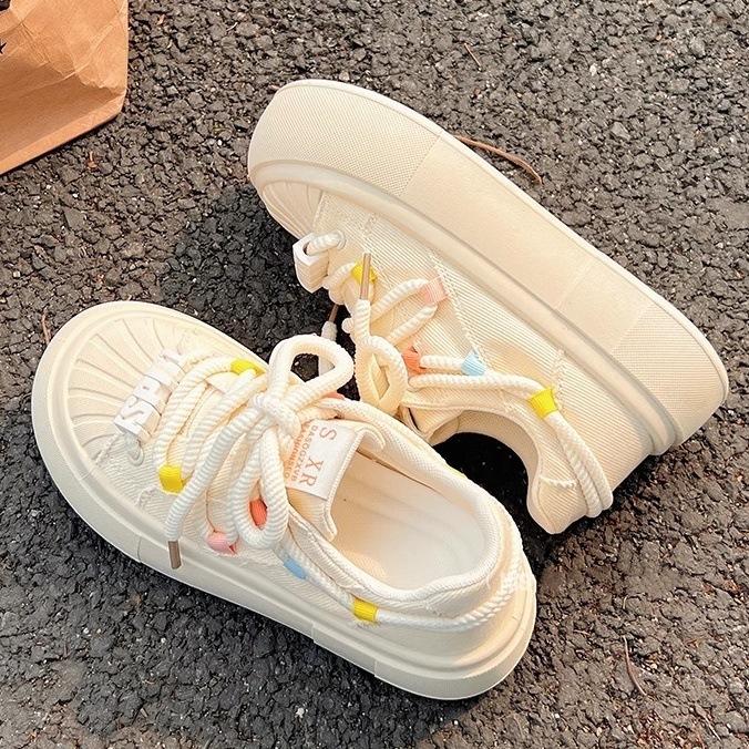 Mode Mode Lässige Plateau-Sneaker Damen Sommer Neue Designer Atmungsaktive Canvas-Schuhe Studenten Beige Schnürung Board-Schuhe Frau