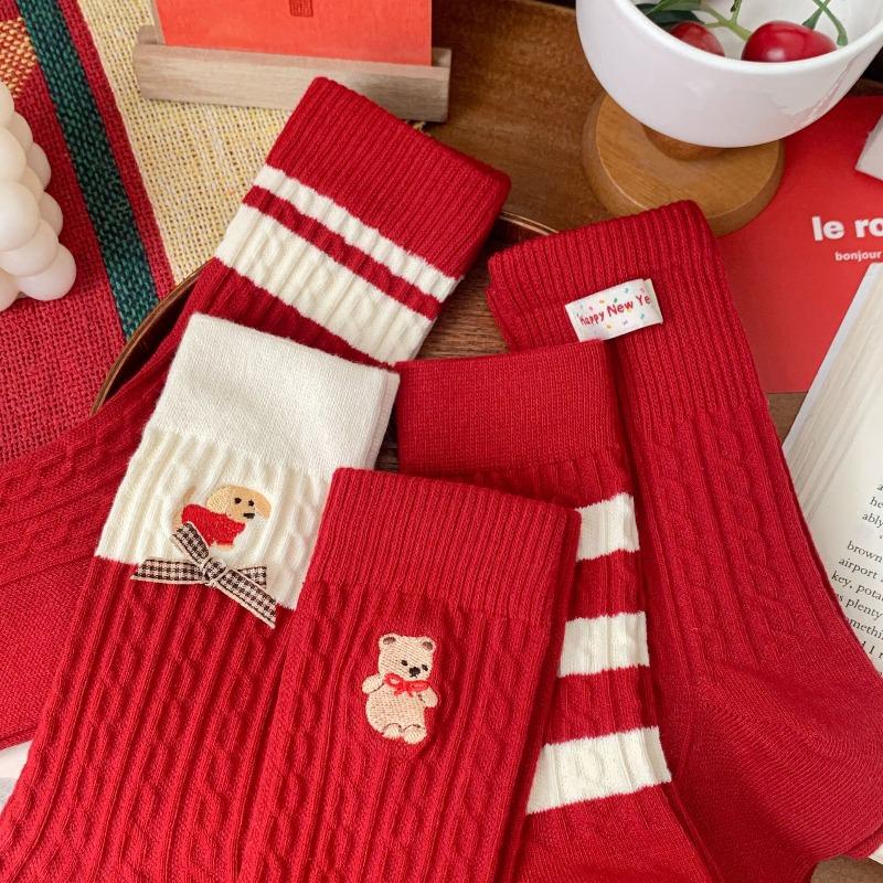 Female Autumn and Winter New Year Festival Sweet Cotton Dark Grain Cloth Mark Good Luck In Red Tube Socks