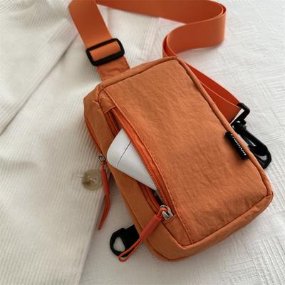 Lightweight and Simple Mobile Phone Bag Breast Bag Boys Casual Messenger Bag 2025 New Summer Small Bag Women's Cycling Small Backpack