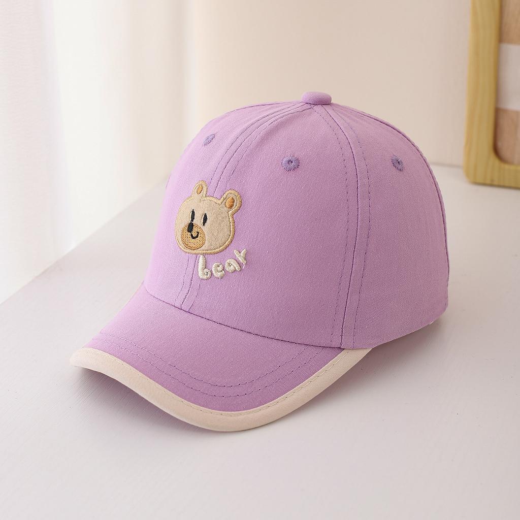 Child-sized Cute Bear Head and Bear Letter Embroidery Baseball Cap, Adjustable Back Strap, Suitable for Daily Wear. Photo