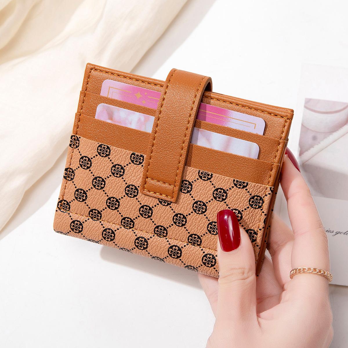 

New women s short small wallet fashionable folding change bag classic contrasting color ultra-thin card bag бежевий