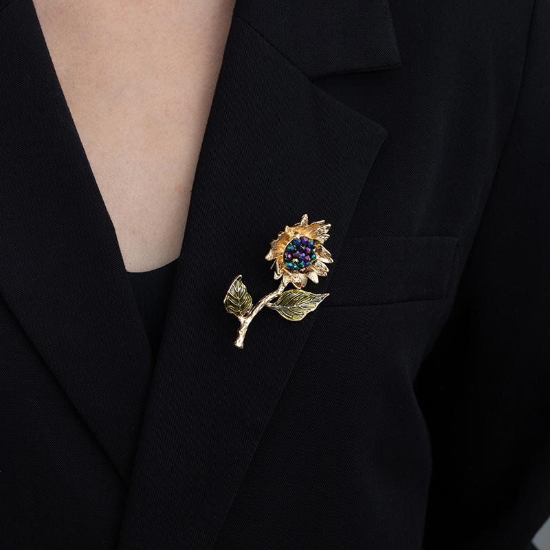 Retro Literature And Art Van Gogh Enamel Crystal Sunflower Brooch Exquisite Accessories Pin Brooch Win The First Prize Gift In One Fell Swoop