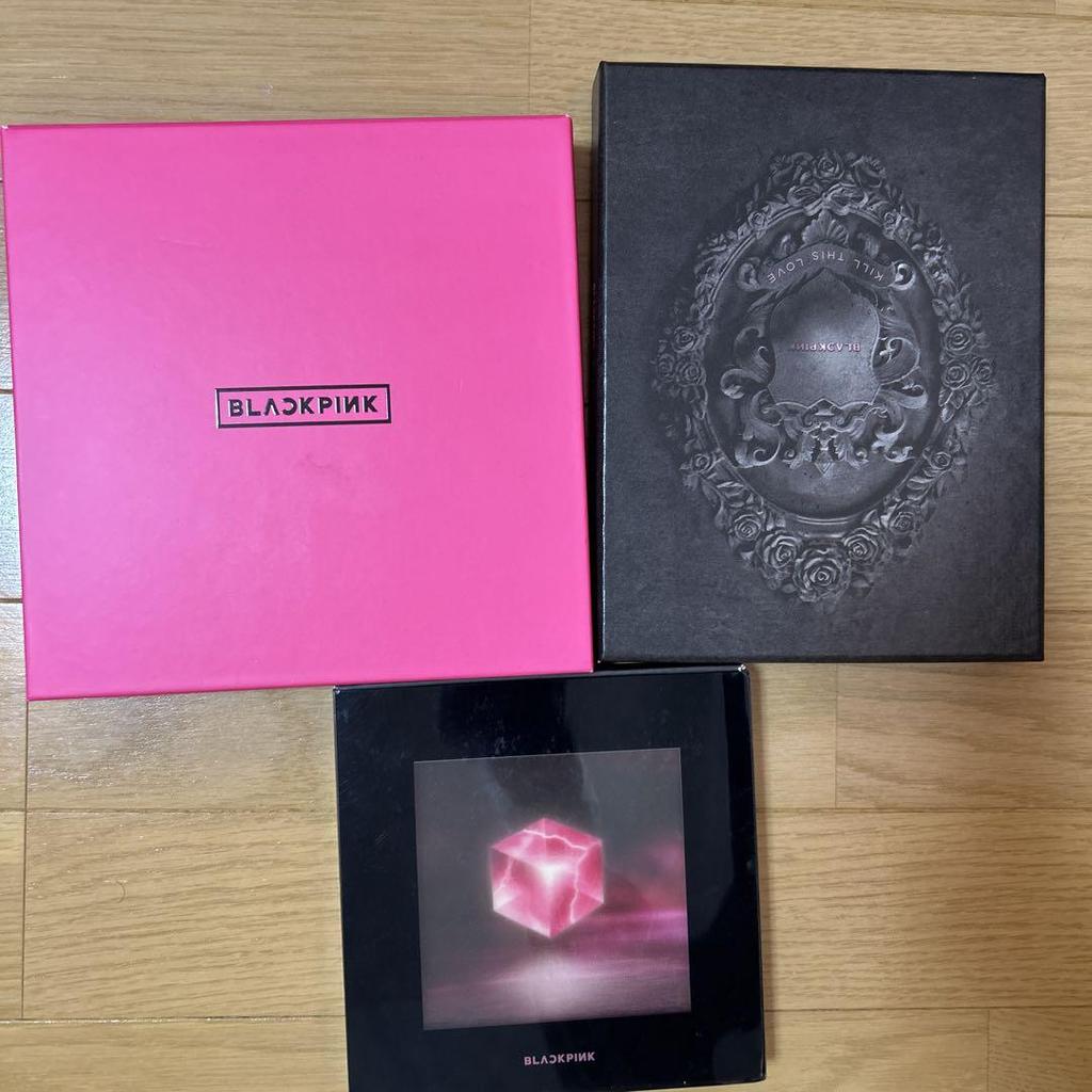[USED] BLACKPINK album with trading cards and other accessories
