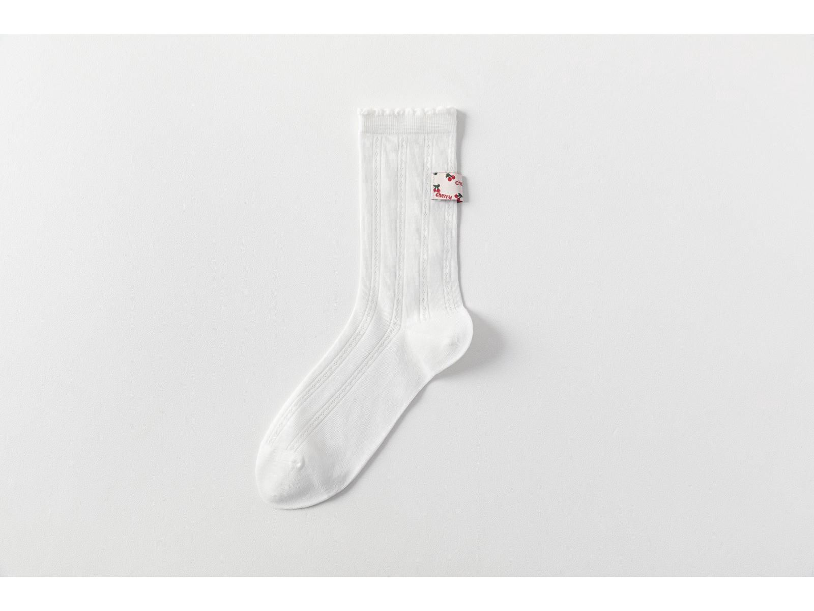 

Spring Lace Ballet-Style Mesh Mid-Calf Socks – Sweet Slimming White JK Heart Design One Size