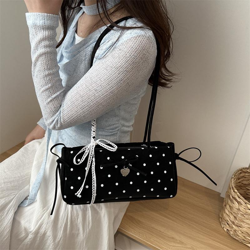 City Chic French Shoulder Bag Women's Fashion Butterfly Knot Underarm Bag Versatile Minimalist Style Handbag