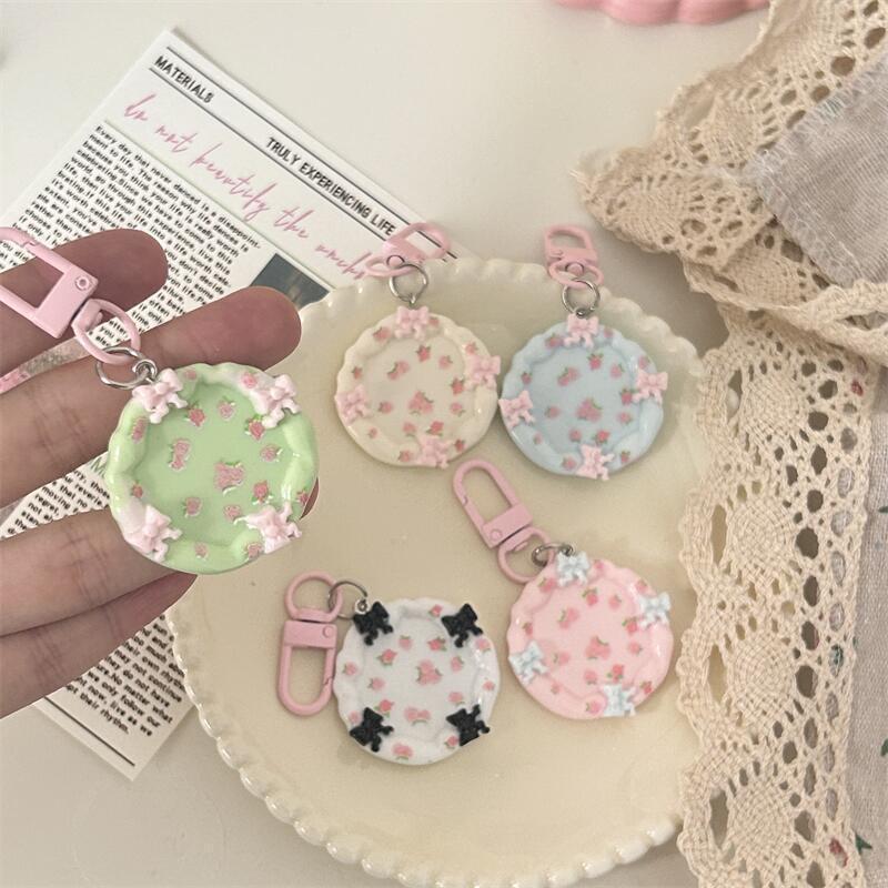 Elegant Floral Keychain Pendant - A Charming Graduation Gift or Backpack Accessory with a High-End Feel