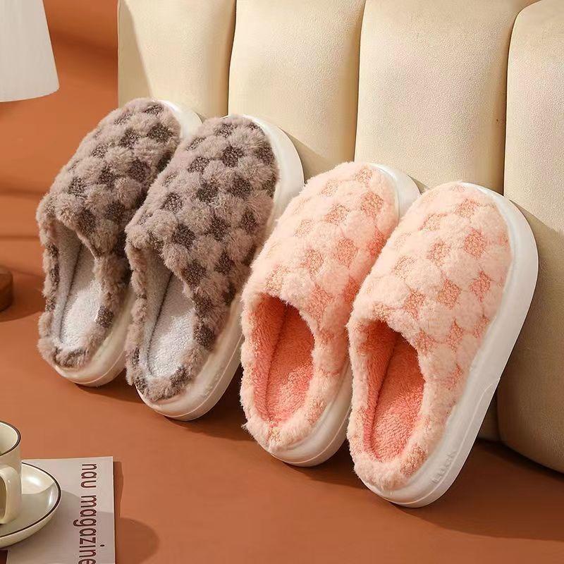 Winter new indoor cotton shoes non-slip and warm thick-soled couple cotton slippers plush slippers