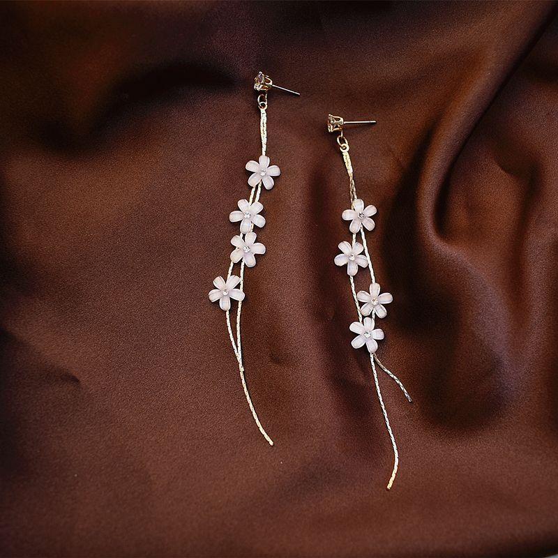 Super Fairy Mori Style Slim Face Earrings Small Flower South Korea Simple Temperamental All-Match Long Fashion Ear Stud Earring Ear Clip