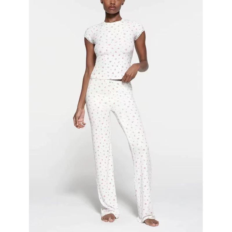 American Skims In Stock Summer New Gyaru Set Valentine's Day Series Lace Floral Short Sleeve T-shirt Trousers Women