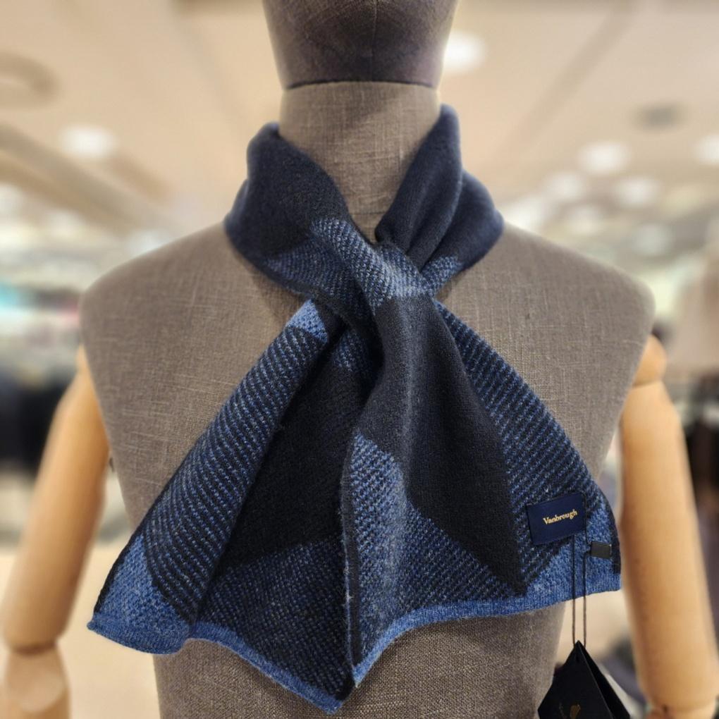 

Renomago High Quality 100% Cashmere Benbru Petite Muffler BMFTM1-102-NY