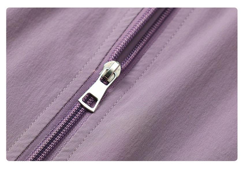 2026 Spring Hooded Jacket: Stylish Sun Protection for Moms, Breathable, Age-Defying Top for Middle-Aged and Elderly Women
