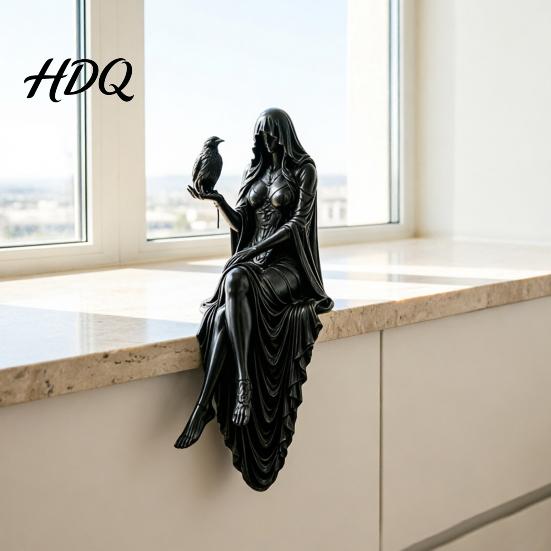 Statua Nera in Resina Stampata 3D/Resina Dama con Cappuccio Figura da Libreria Scultura Gotica Seduta