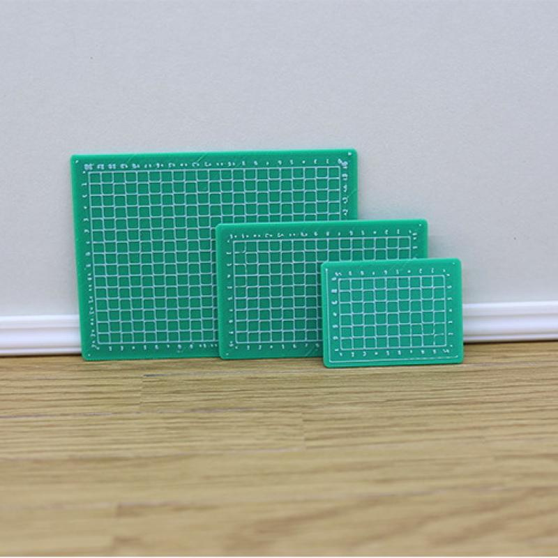 1 Piece Mini Simulation Plate Cutting Plate Model 1/12 Dollhouse Miniature Learn The Scene Accessories Doll Toys