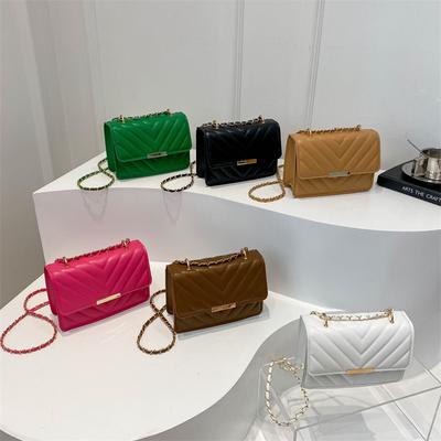 Malá taška pro ženy Jednoduchá a oblíbená taška přes rameno crossbody na léto Nový styl Populární ležérní malá čtvercová taška pro letošní rok