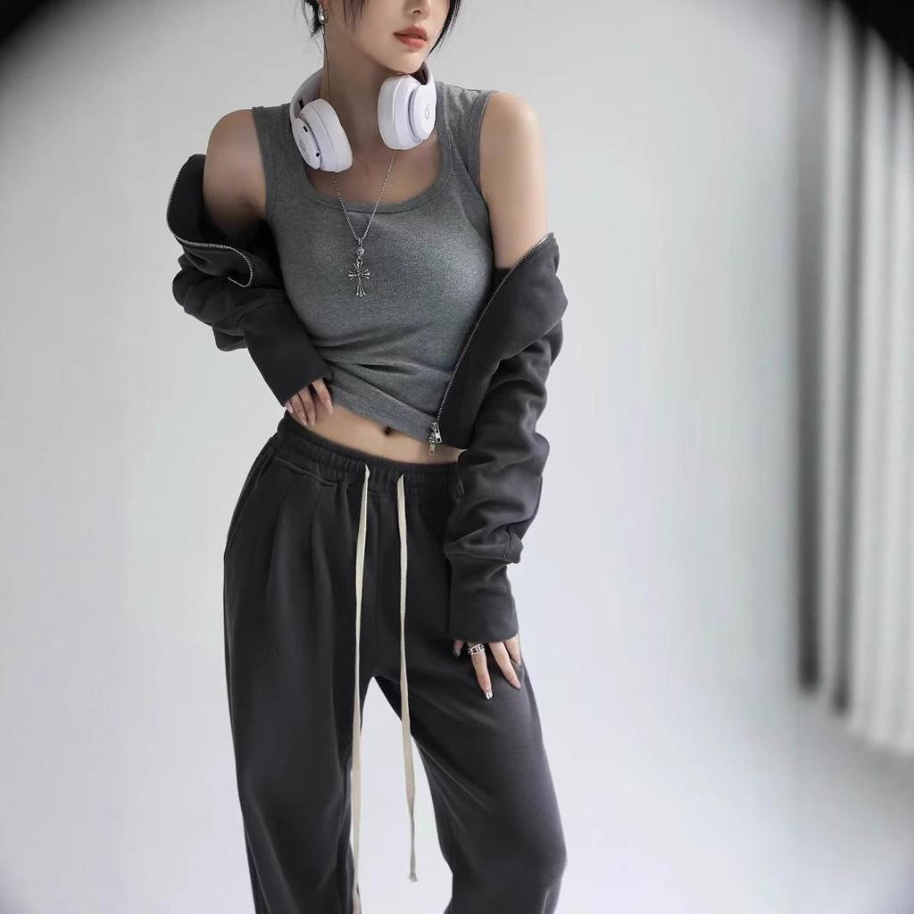 Women's Wide-Shoulder Slim-Fit Tank Top - Stylish, Versatile Summer Base Layer