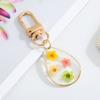Herz Trockenblume Schlüsselanhänger Schlüsselring Für Freund Geschenk Runder Wassertropfen Gänseblümchen Anhänger Schlüssel-Accessoire Tasche Gepäck Anhänger