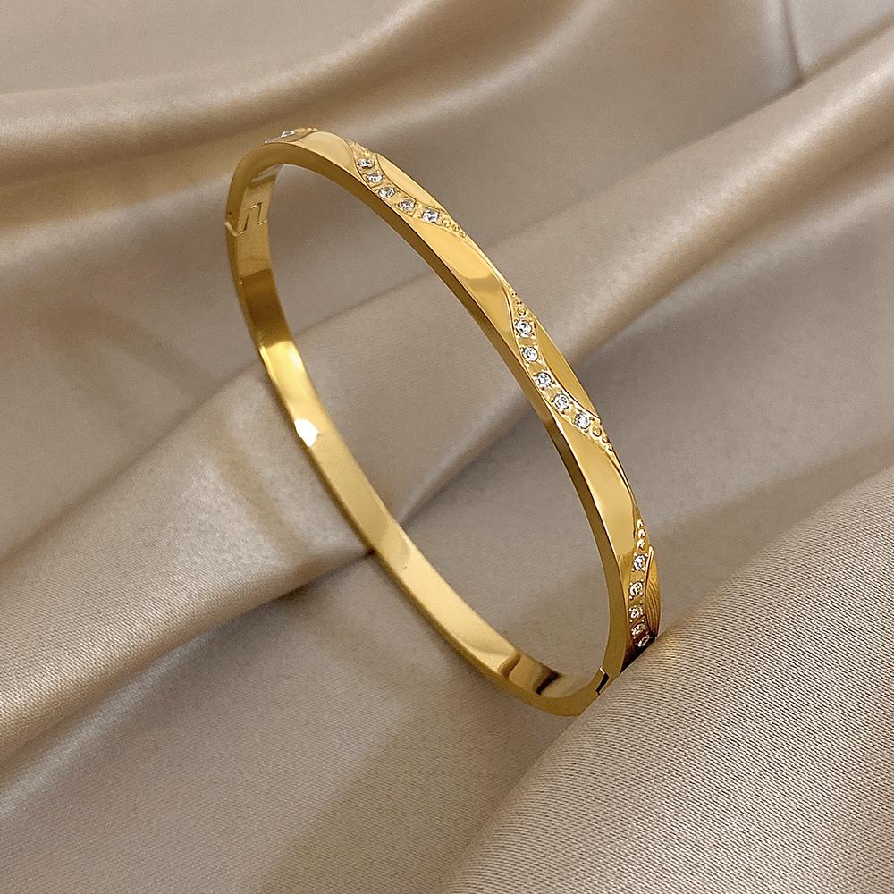 Exquisite Inlaid Zircon Cuff Bracelet Bangle New Gold Plated Women's Men Geometric Stackable Waterproof Charms Jewelry Gifts