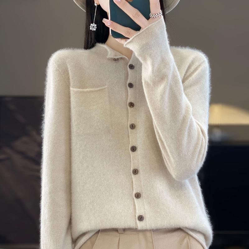 Wool Cardigan with Seamless One-line Rolled Pocket Coat Top