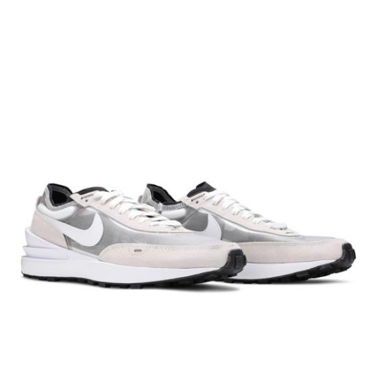 

Nike Waffle One Summit White DA7995-100 EU 40.5 чорний/білий