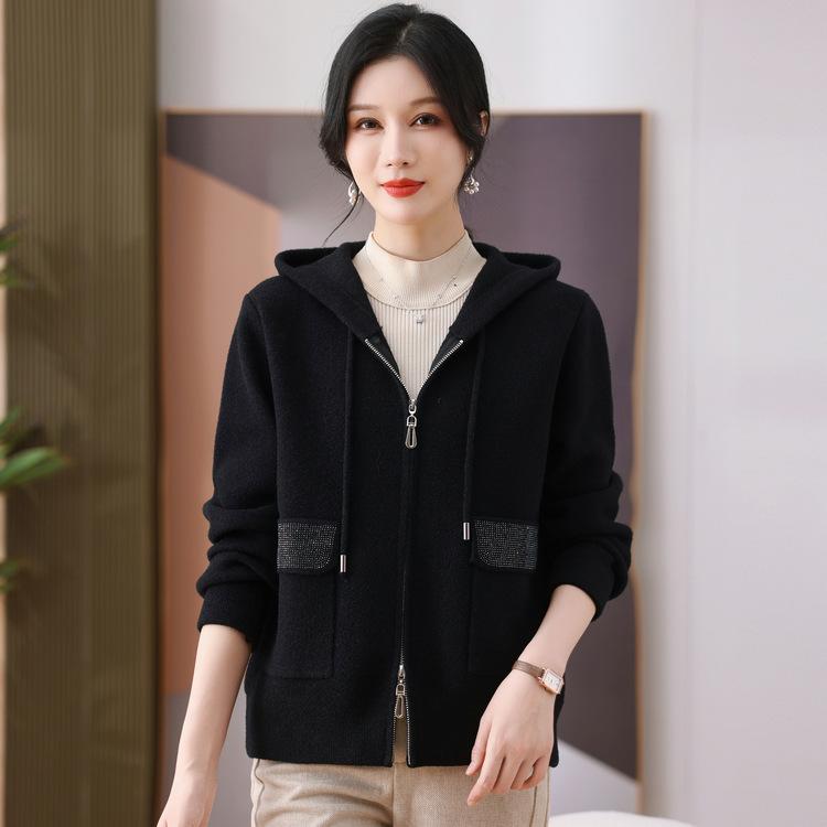 Mom's New Style Knitted Woolen Jacket for Spring and Autumn Clothes for Middle-aged and Elderly Women Wearing Hooded Cardigan Zipper Shirt Casual Top