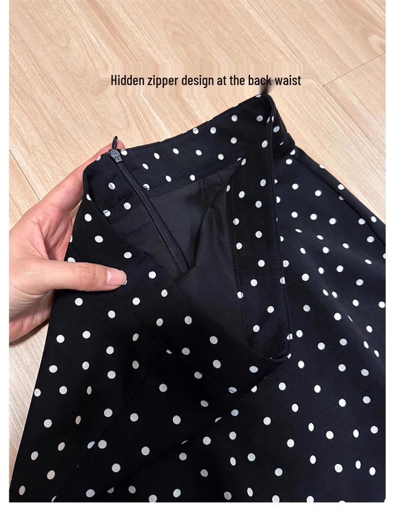 Plus Size Black Polka Dot A-Line Skirt for Pear-Shaped Women - Slimming Autumn Mid-Length Style