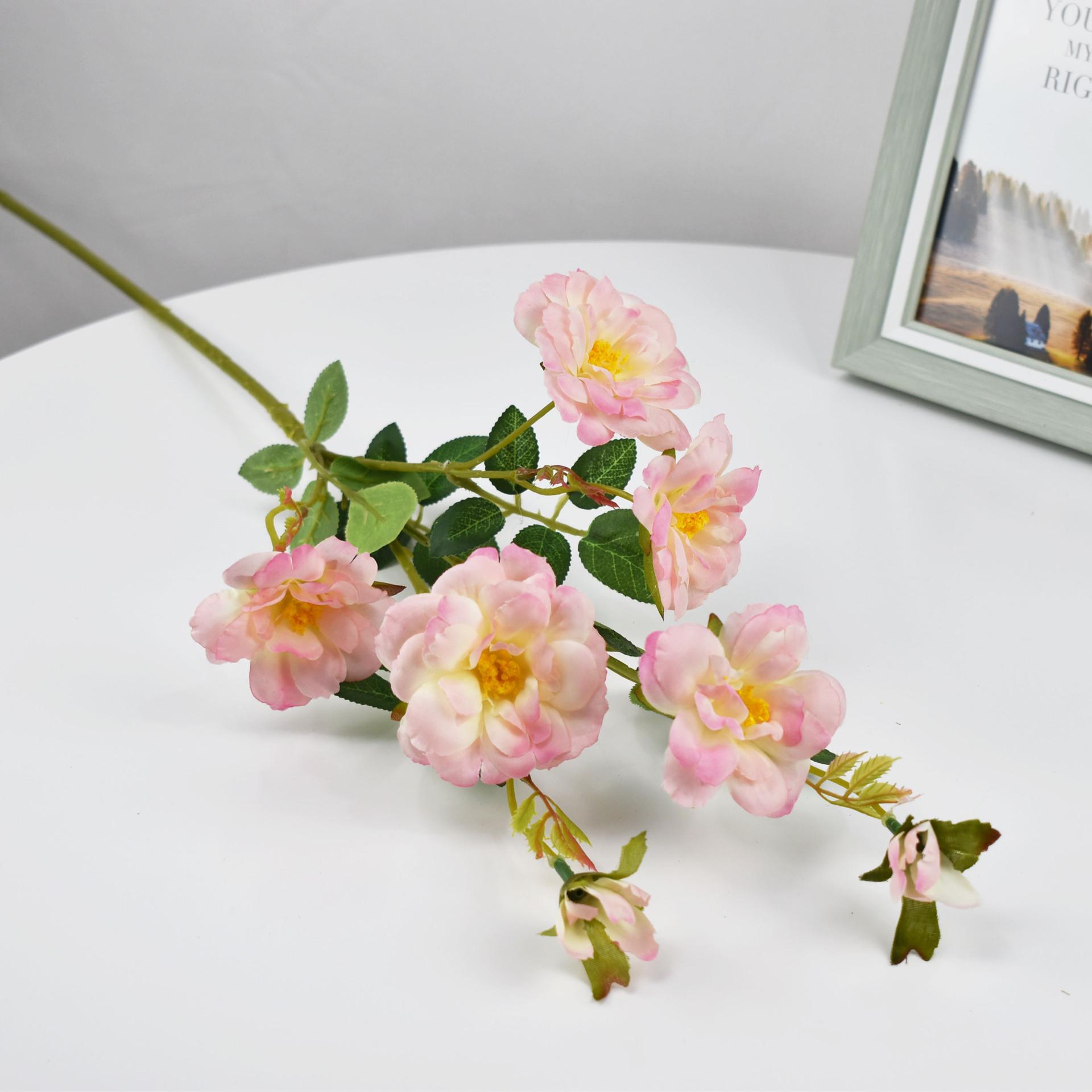 

Simulated Green Plants 7 Head Roses Wedding Arch Decoration Fake Bridal Handheld Flowers Birthday Party Artificial Flowers 2pcs рожевий