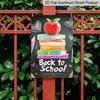 2D Flach, 1 Stück Tafelstil „Back To School“ Metallwandkunst Schild mit Apfel & Bücherstapel - 8*12 Zoll Aluminium Rustikale Klassenzimmerdekoration, Niedliche Hand
