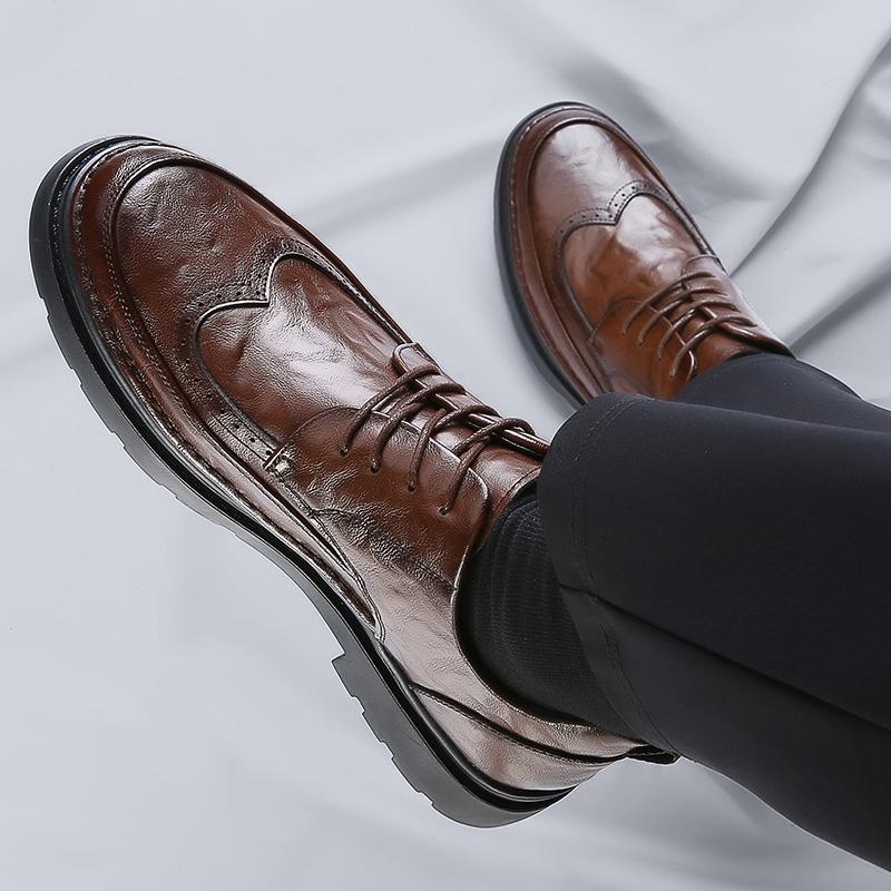 Fashion Men's Classic Retro Brogue Shoes Patent Leather Mens Lace-Up Dress Business Office Shoes Men Party Wedding Oxfords Sizes 38-44