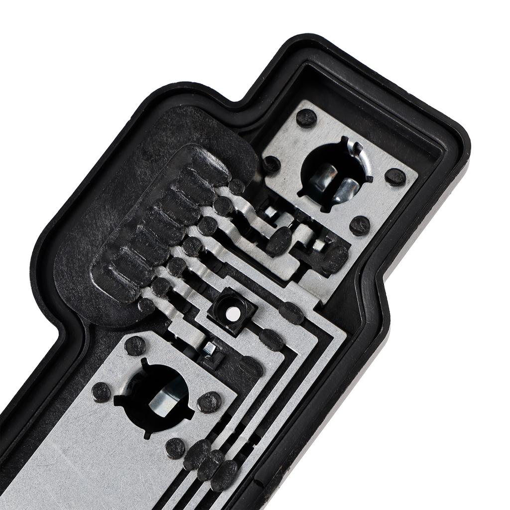 Left+Right Rear Tail Light Bulb Holder Carrier 2K5945257A 58A For VW Caddy