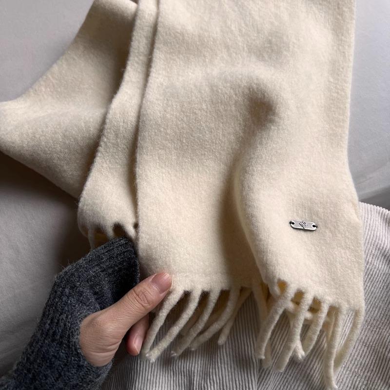 Soft Waxy Skin-friendly Wool Small Scarf for Female Winter Bloggers To Wear Colorful Scarves