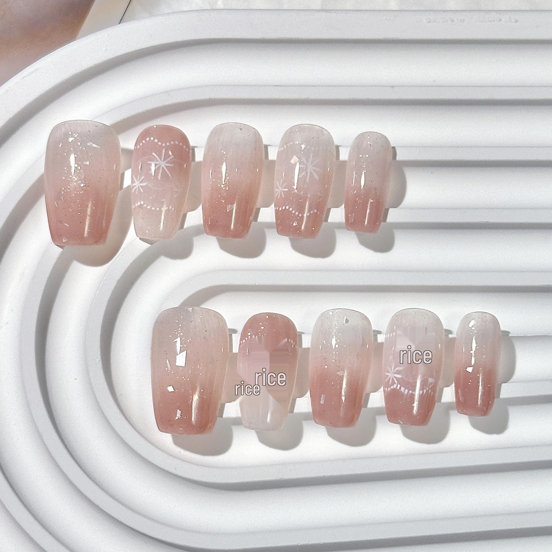 

Handmade Short Oval Wearable Nails: Simple, Sweet, Advanced Style