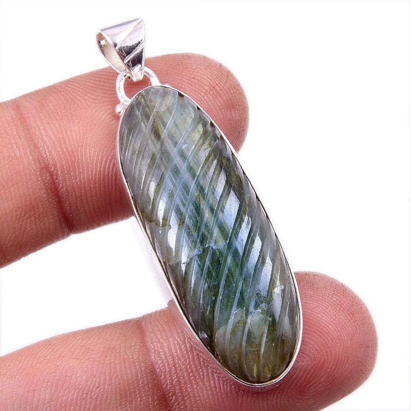 

Natural Labradorite Gemstone Handmade 925 Solid Sterling Silver Pendant 2 s0B24