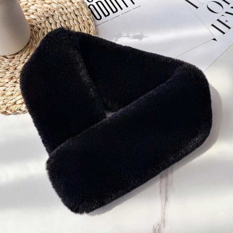 Women's Genuine Rex Rabbit Fur Breathable Fashion Scarf Winter Neck Warmer with Magnetic Closure