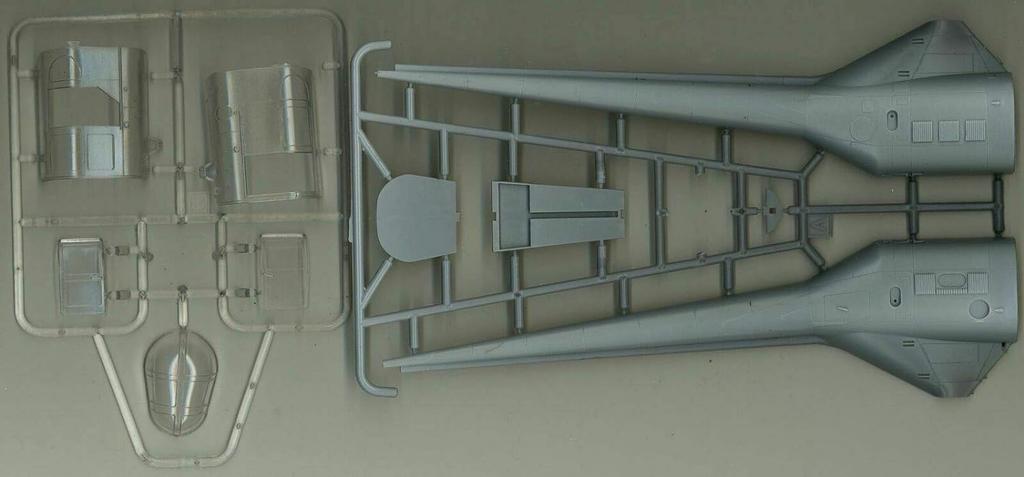 AMP Scale American Sikorsky Helicopter Plastic Model Kit AVP48001 1/48 HO3S-1