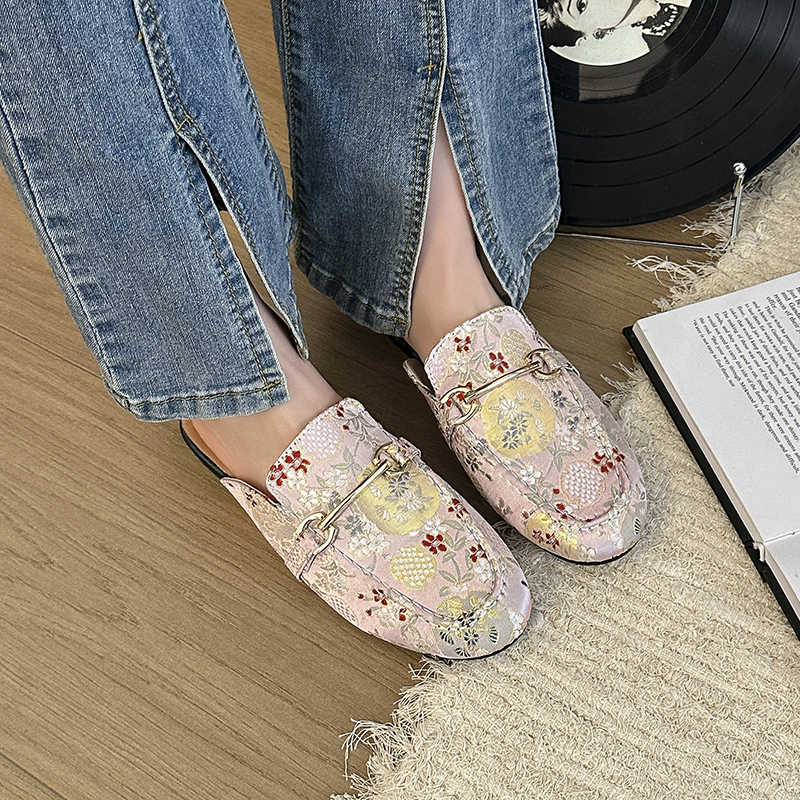 Fashion Snowboots Fur Lined Black Shose Basketball Women's Sneakers 34 Size Womens Designer Shoes Luxury Sport Festival