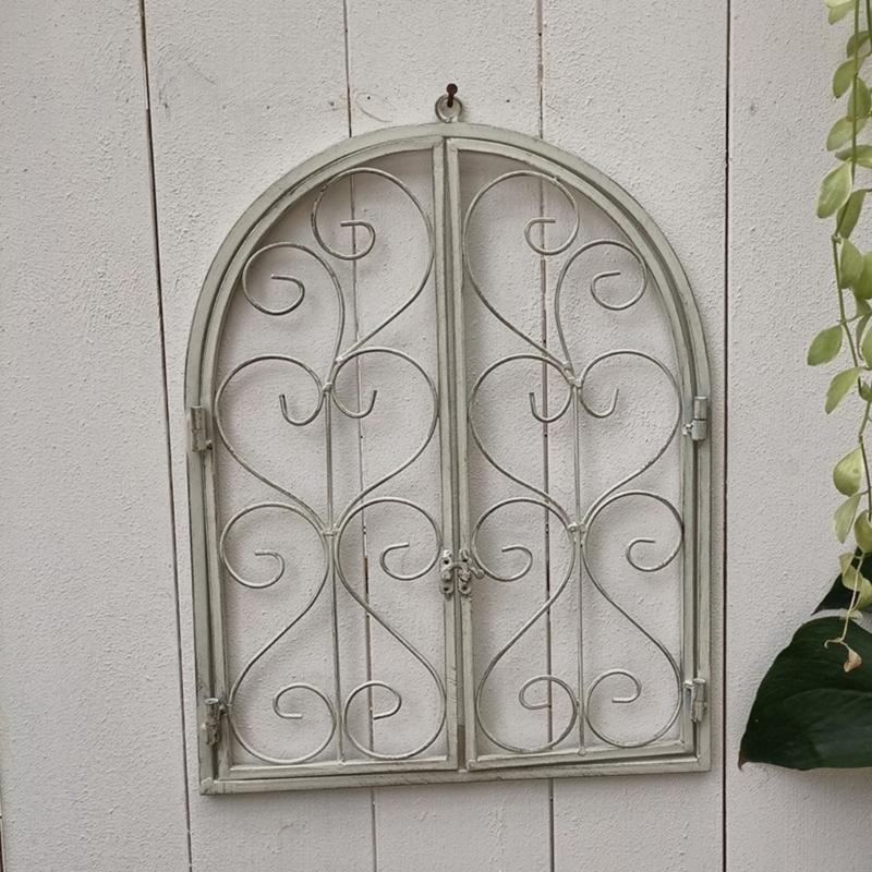 Romantisch Metalen Wanddecoratie Vintage Nepraam Frame Kunst Met Gebogen Ontwerp Voor Slaapkamer Tuinen Decoratie