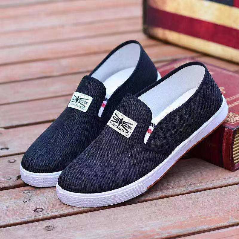 Men's net shoes new spring breathable light casual shoes men's Korean version summer running trendy shoes men's small black shoes