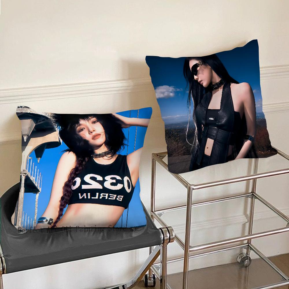 Koreanische Girlgroup Kpop Aespa Kissenbezug Mode Quadratischer Kissenbezug Schlafzimmer Sofa Zimmer Ins Dekoration Freizeit Kissenbezug