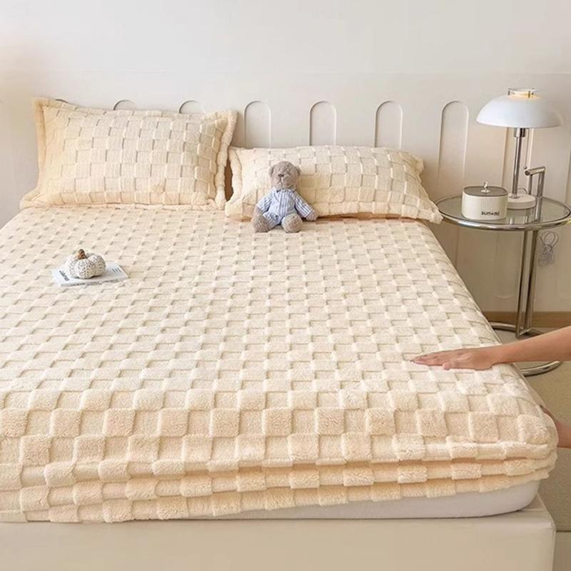 1PC Autumn and Winter Plush Bed Sheet Mattress Cover Beige Green 90 * 200cm/120 * 200cm/150 * 200cm/180 * 200cm/200 * 220cm