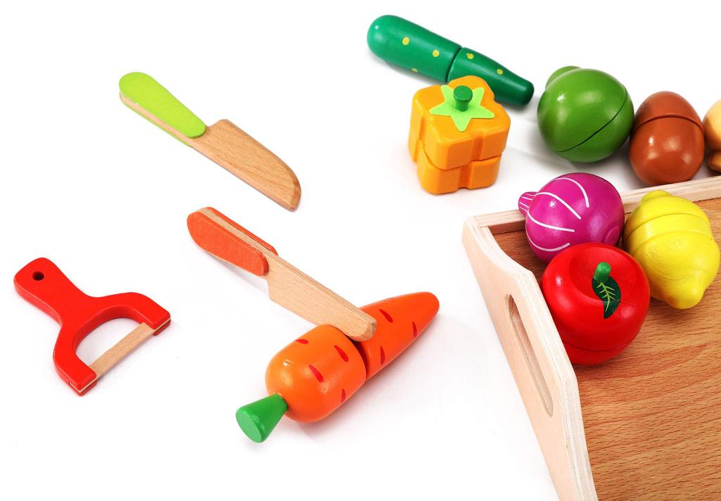 CARLORBO Wooden Pretend Play Toy, Fresh Vegetables & Fruits, Magnetic Food Set for Girls and Boys, Easy-to-Cut Wooden Play Toy