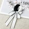 Elegante Schwarze Kamelie Krawattennadel Brosche Französisch Retro Corsage College Stil Anzug Hemdkragen Anstecknadeln Trauerbrosche Krawatten Schmuck