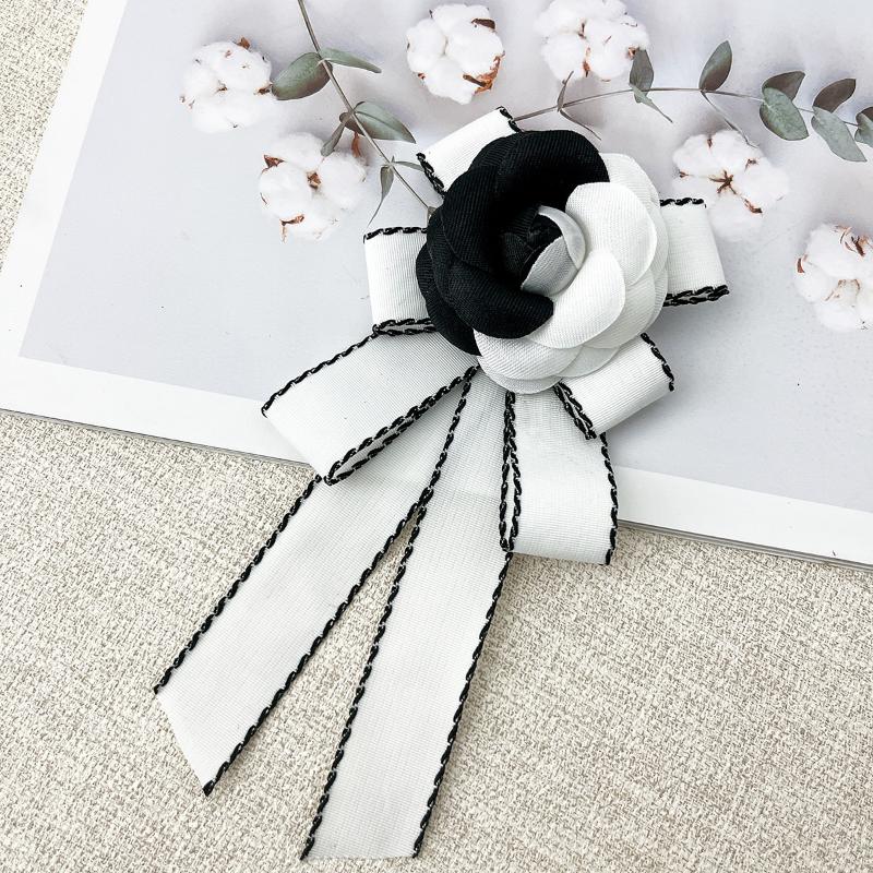 Elegante Schwarze Kamelie Krawattennadel Brosche Französisch Retro Corsage College Stil Anzug Hemdkragen Anstecknadeln Trauerbrosche Krawatten Schmuck