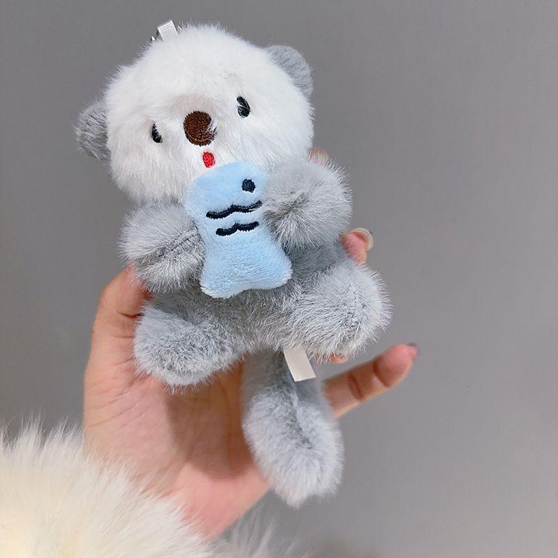 Otter Plush Toy With Short Pile Fabric And Lobster Clasp For Car And Bag Decor