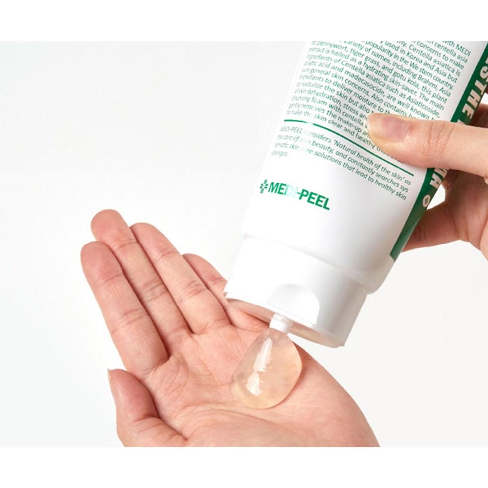 MEDI-PEEL Green Cica Collagen Clear Gel Cleanser 2.0