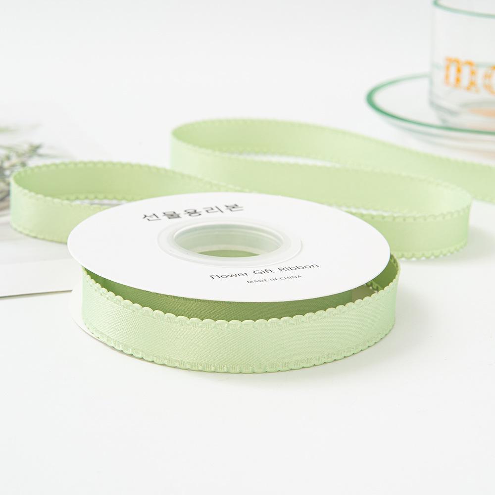 Panglică simplă de 1 cm grosime cu margine ondulată și ambalaj cu flori de mătase pentru accesorii DIY pentru păr și îmbrăcăminte
