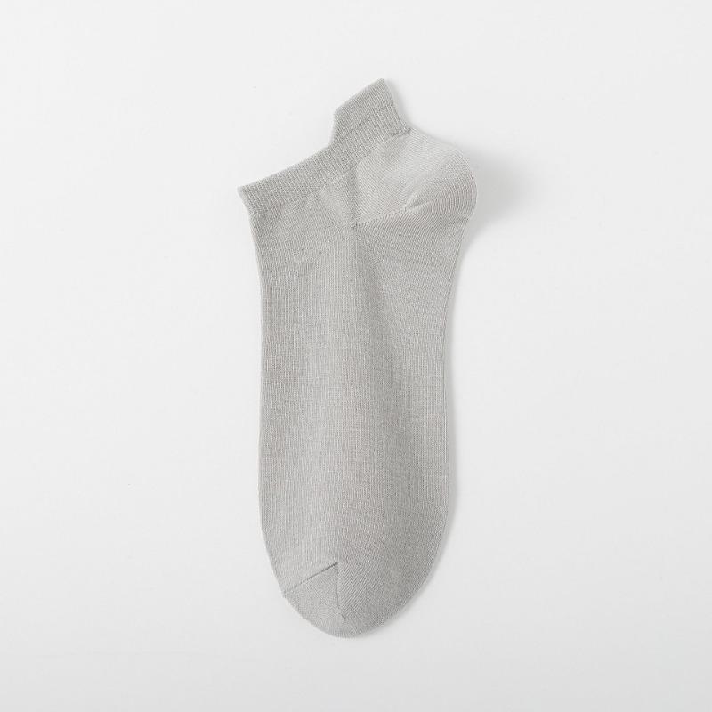 Men's Summer Simple and Versatile Anti Pilling Solid Color Ear Guard Boat Socks