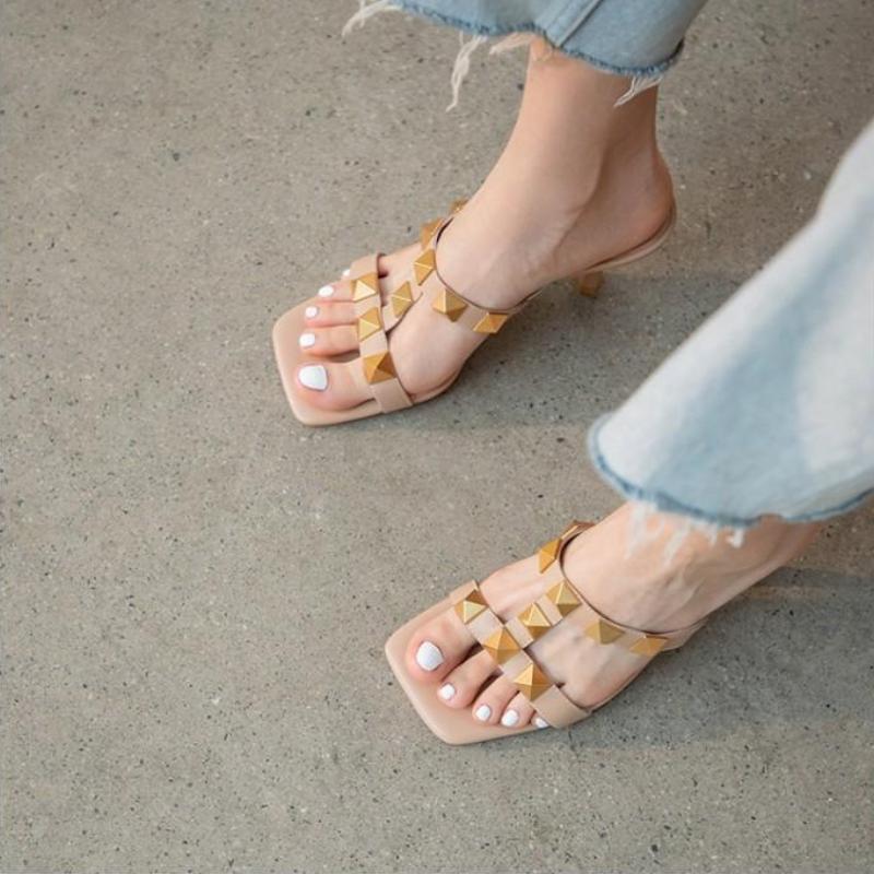 women's sandals summer  luxury Genuine Leather Slippers Rivets High Heels shoes Casual Ladies shoes platform heeled sandals